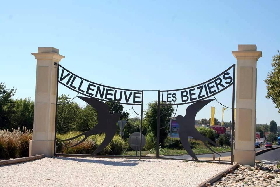 Hotel Las Cigalas Villeneuve-les-Beziers Bagian luar foto