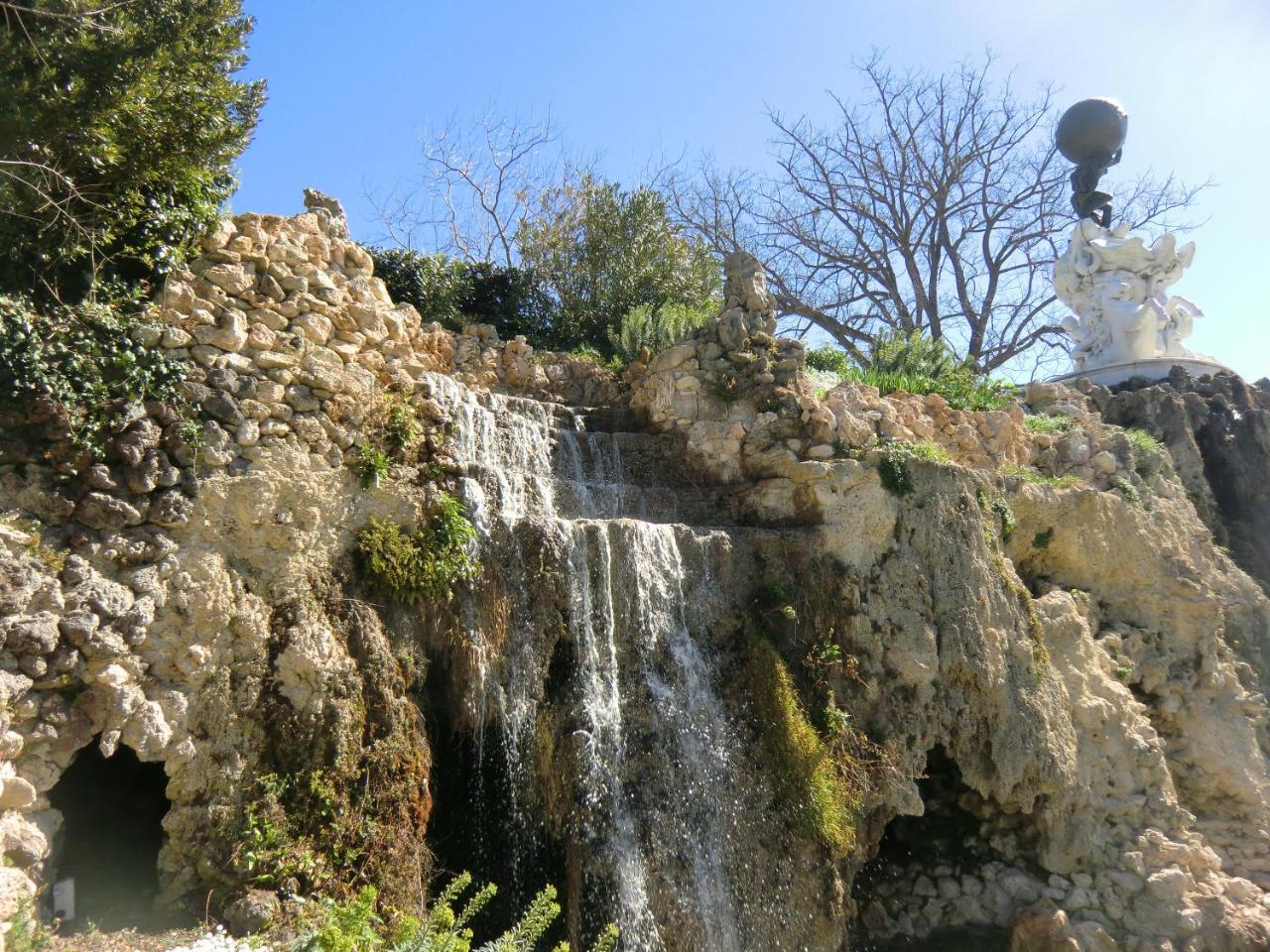 Hotel Las Cigalas Villeneuve-les-Beziers Bagian luar foto